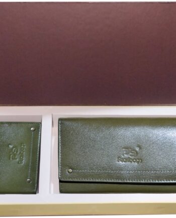 PB Pearlbags Genuine Leather Bi- Fold 3 and 8 Card Slots Wallet For Men and Women