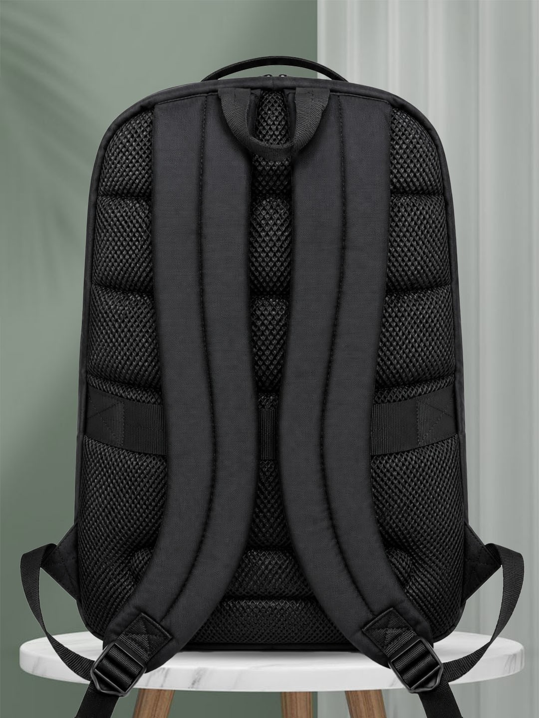 PB Pearlbags 22L Water-Resistant Urban Travel Laptop Backpack for Men & Women, 15.6-Inch Laptop Sleeve, USB Charging Port, 180° Flat-Opening Design, Black